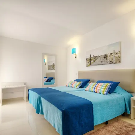 3hb Golden מלון דירות 3*