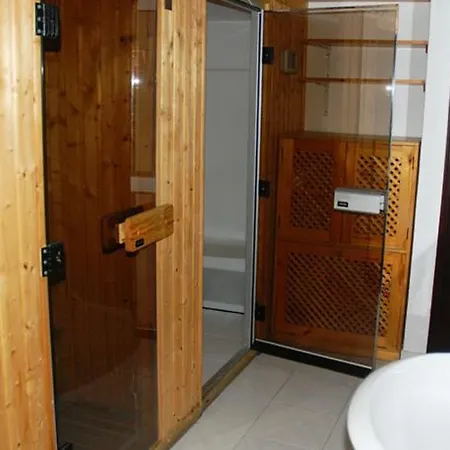 מלון דירות 3hb Golden