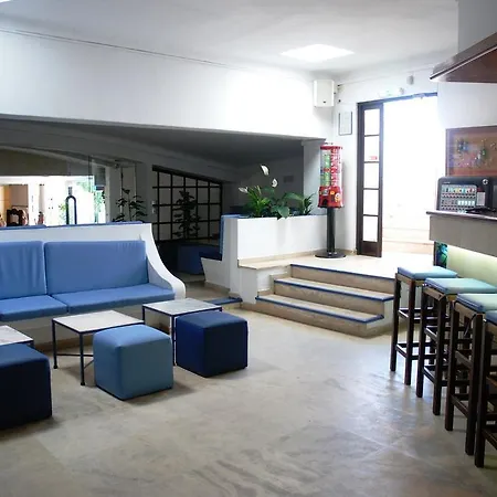 3hb Golden מלון דירות 3*