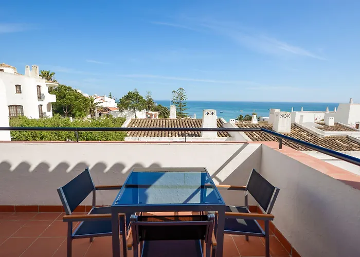 3hb Golden Aparthotel